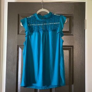 Women’s cap sleeve blouse